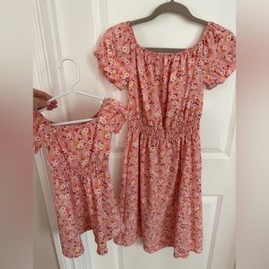 Mommy & Me outfit - size Small and 2T